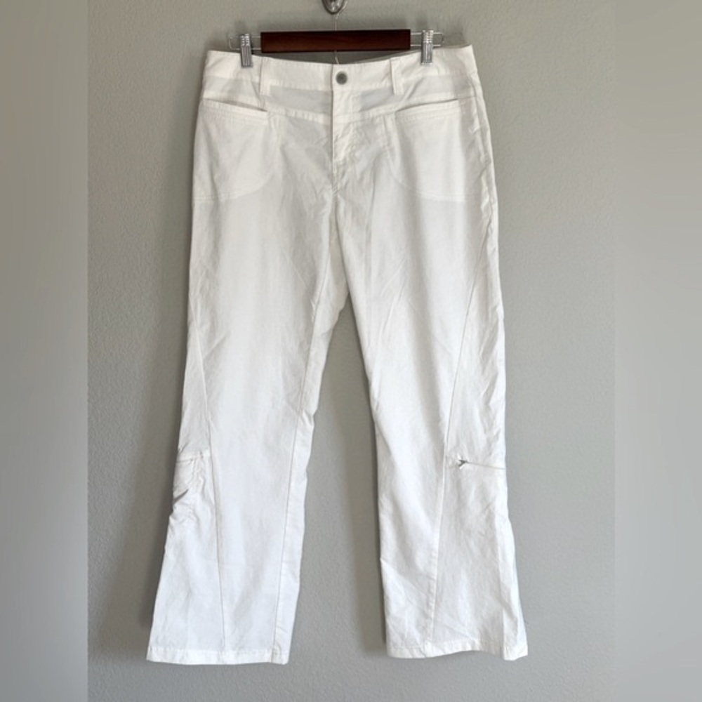 Athleta Women's Size 10 Straight Leg White Pants